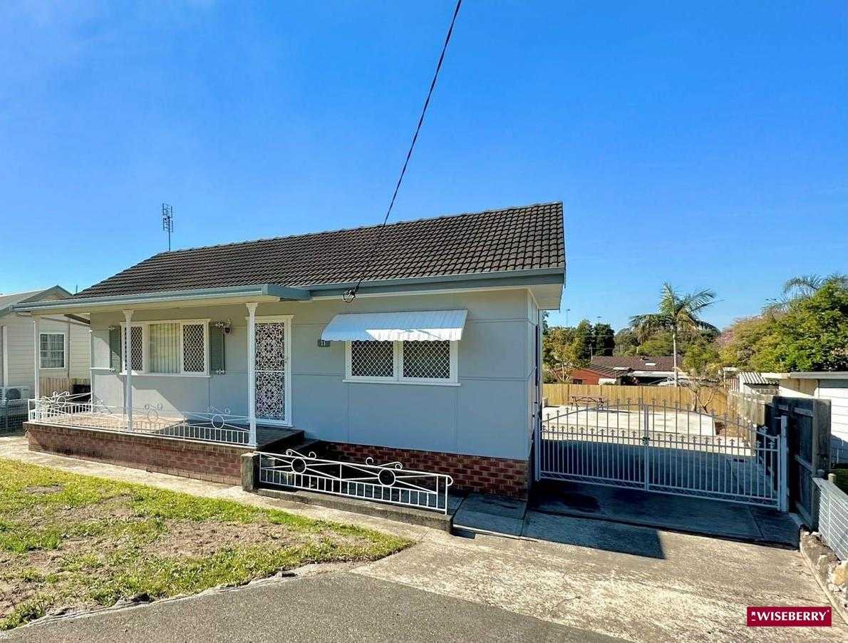 11-woolana-avenue-budgewoi-nsw-2262-11789