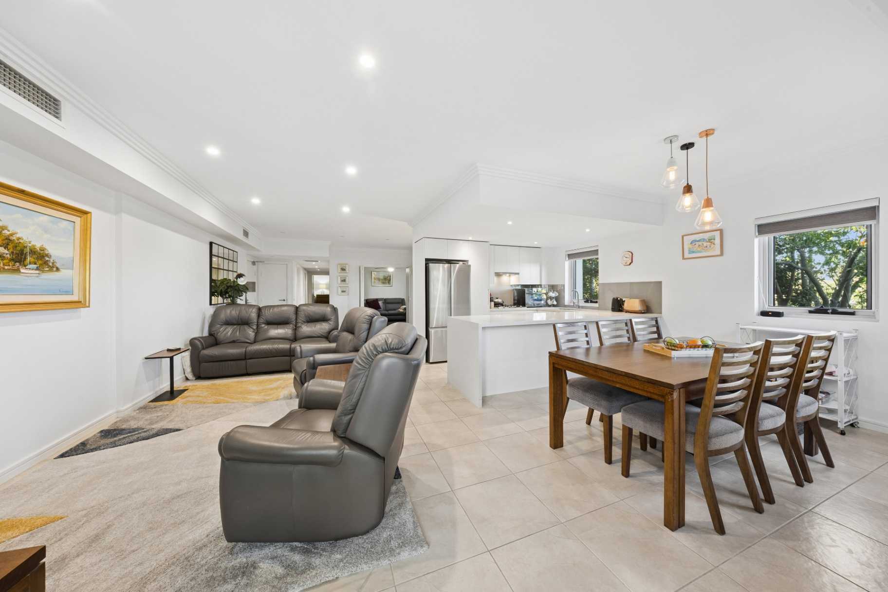 10-9-garthowen-crescent-castle-hill-nsw-2154-36569