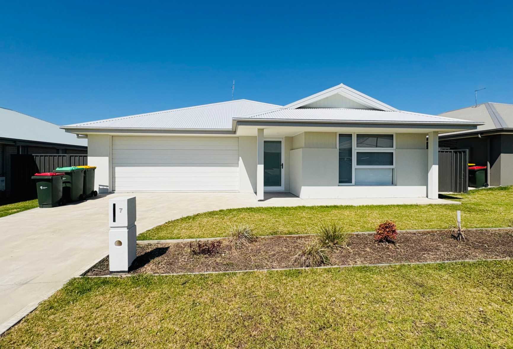 7-riviera-street-forster-nsw-2428-10616