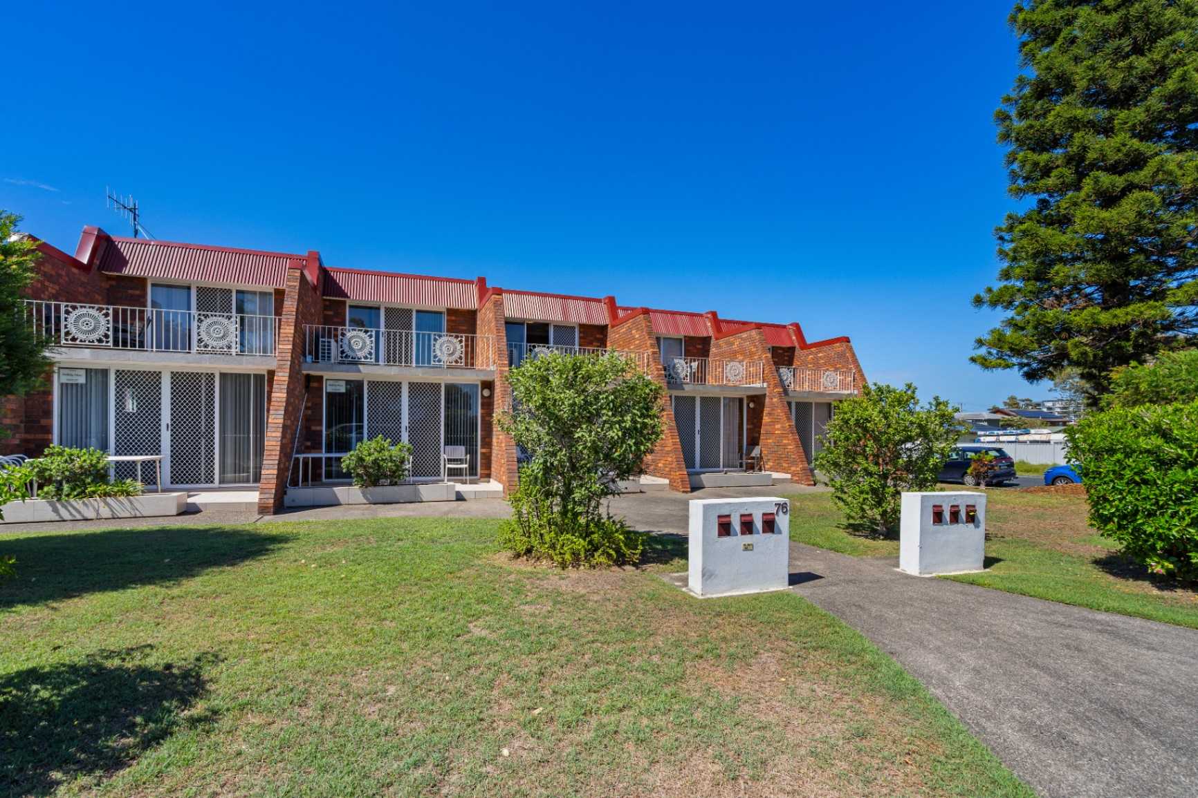 1-76-head-street-forster-nsw-2428-11889