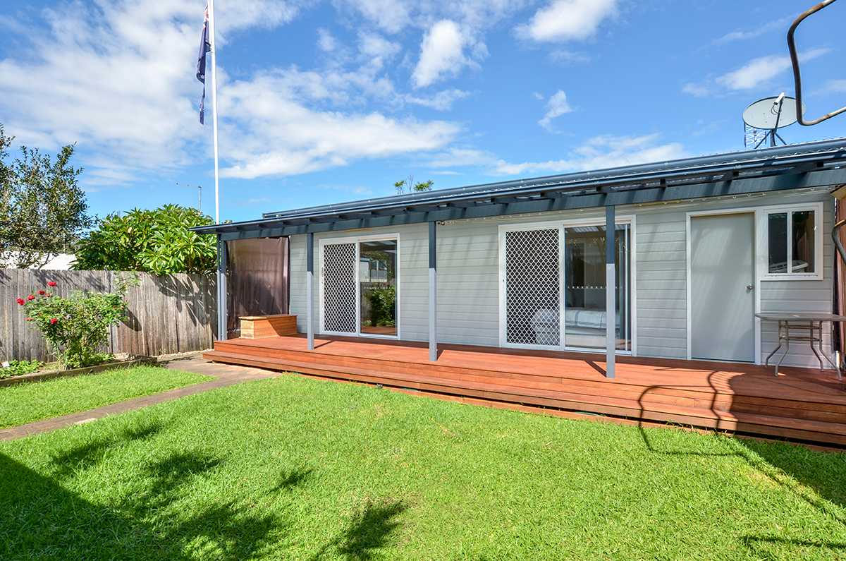 16-dorothy-avenue-woy-woy-nsw-2256-36377