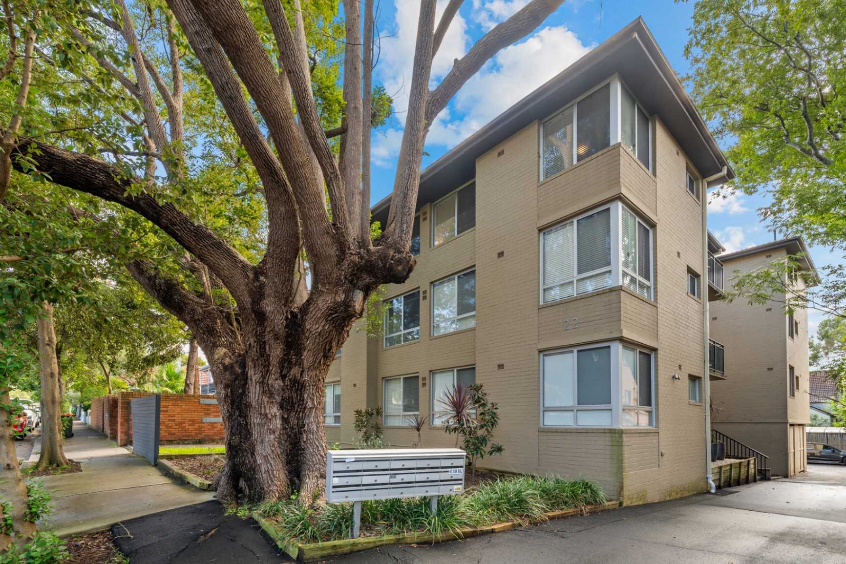 11-22-harrow-road-stanmore-nsw-2048-35581