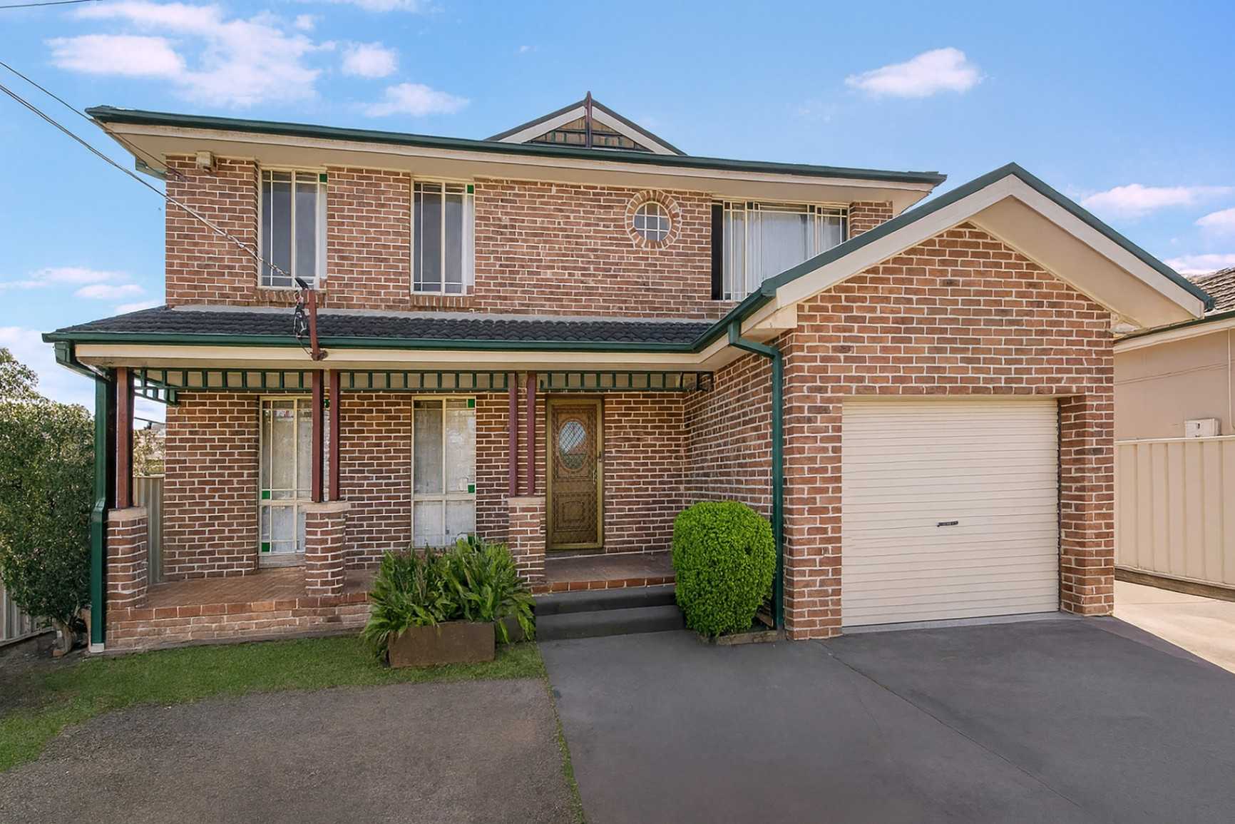 6-doust-street-bass-hill-nsw-2197-35798