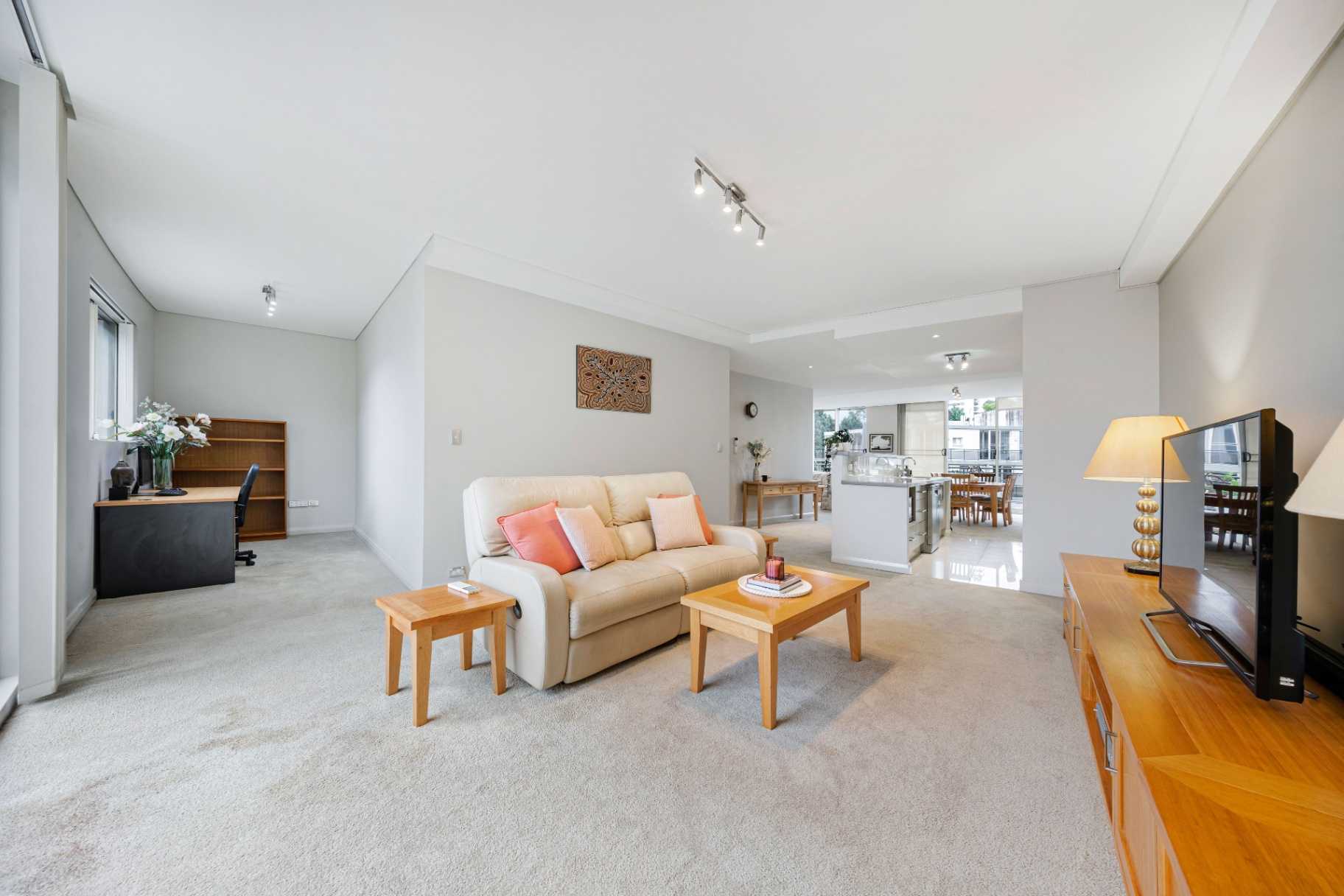 17-16-20-mercer-street-castle-hill-nsw-2154-36268